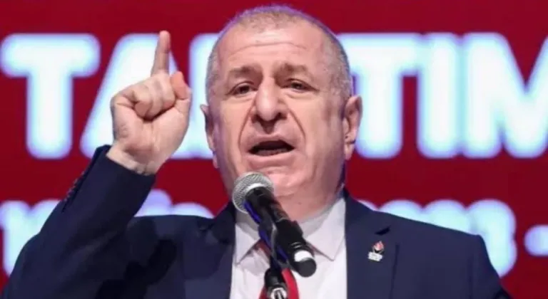 Ümit Özdağ ilk kez hakim karşısında: Cumhurbaşkanına hakaret davasında duruşma Eylül’e ertelendi