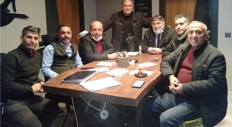 Usta Gazetecilere haksız tasfiye etme kalkışması