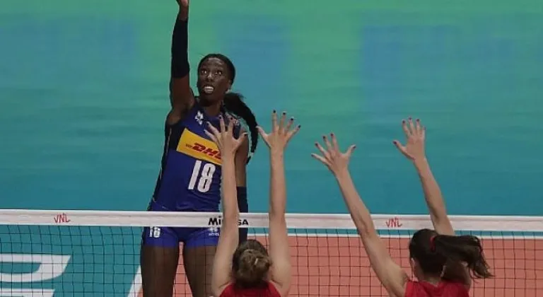 VakıfBank’ın son transferi dünya yıldızı Paola Egonu