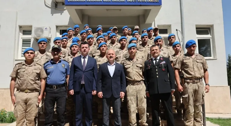 Vali Varol'dan JÖH Taburuna bayram ziyareti