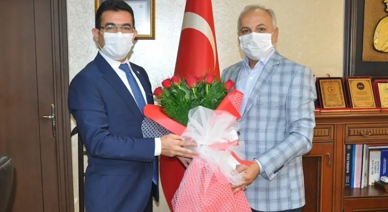 Vergi Dairesi Başkanı Güngör’den Başkanı Dinçer’e veda ziyareti