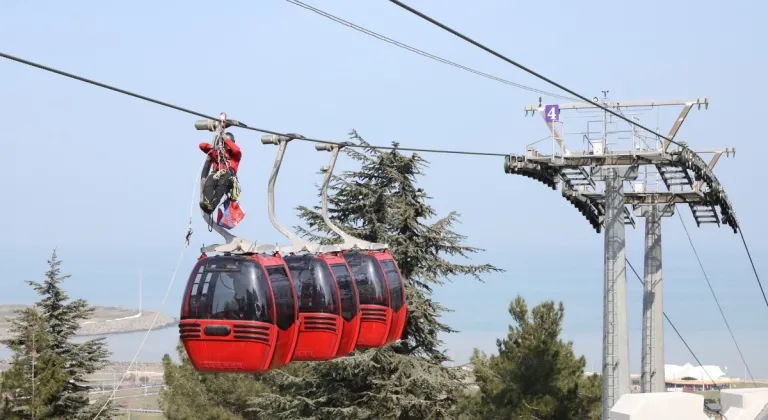 Yenilenen Teleferik Hattında Güvenlik İçin Özel Kurtarma Eğitimi