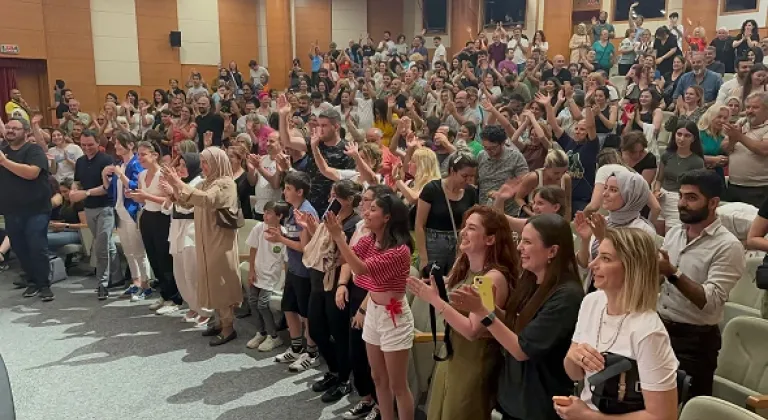 Yenişehir Belediyesi Mersinlileri sanatla buluşturuyor