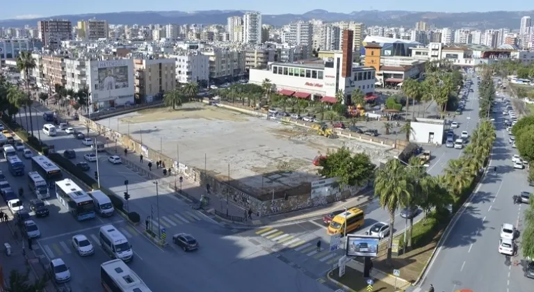 Yenişehir Kent meydanına kavuşuyor