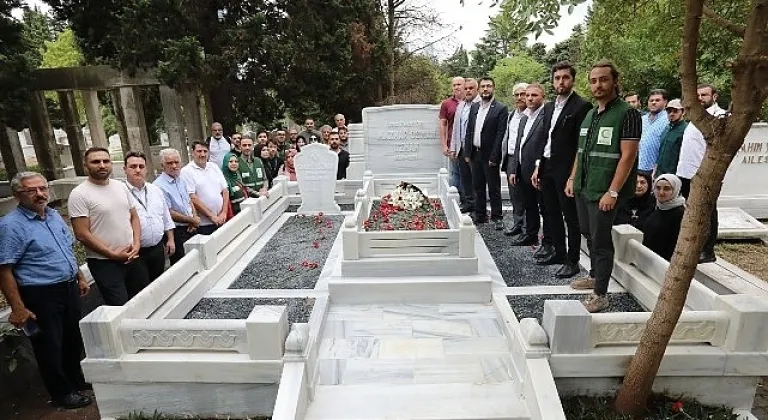 Yeşilay'ın Kurucusu Ord. Prof. Dr. Mazhar Osman, Mezarı Başında Anıldı