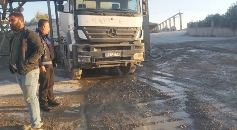 Yola beton döken sürücü cezadan kaçamadı