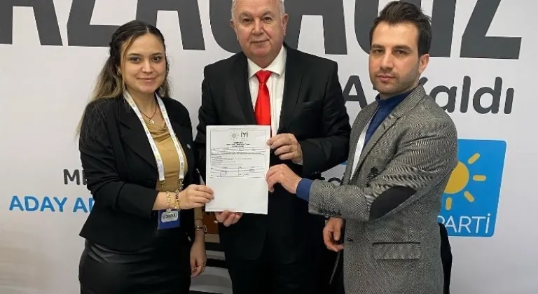 Yüksel Ercan İYİ Parti'den aday adaylığı müracaatını yaptı