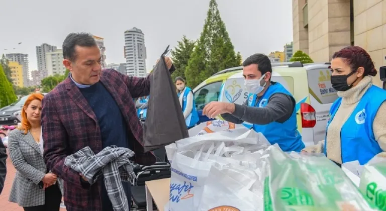 Yüzlerce aile Yenişehir Belediyesinin sosyal yardımlarıyla yeni yıla giriyor