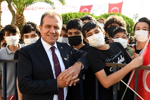 Mersin’de Coşkulu Cumhuriyet Bayramı Kutlaması