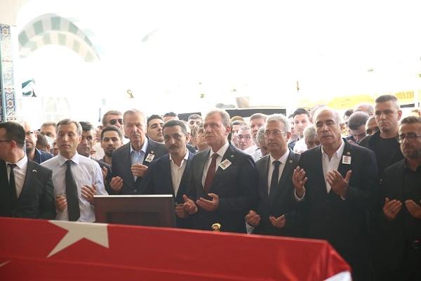 Şehİt Polİs Sedat Gezer'İn cenazesİnde gözyaşlari sel oldu