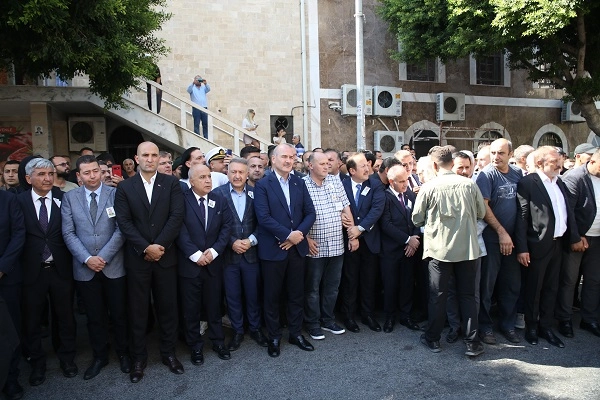Şehİt Polİs Sedat Gezer'İn cenazesİnde gözyaşlari sel oldu