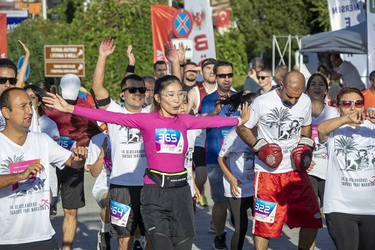 Tarsus’un Tarih Kokan Sokaklarında 14. Tarsus Yarı Maratonu 2022