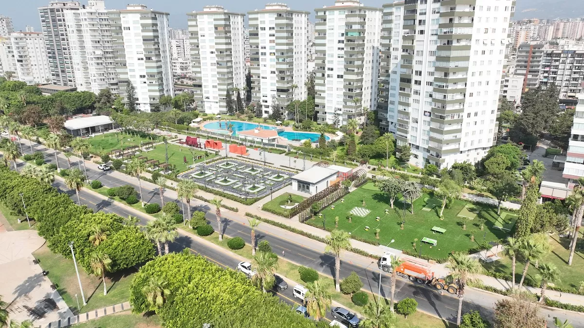 Büyükşehir Belediyesi 2025 Yılında da Kentin Yeşil Yüzünü Genişletti